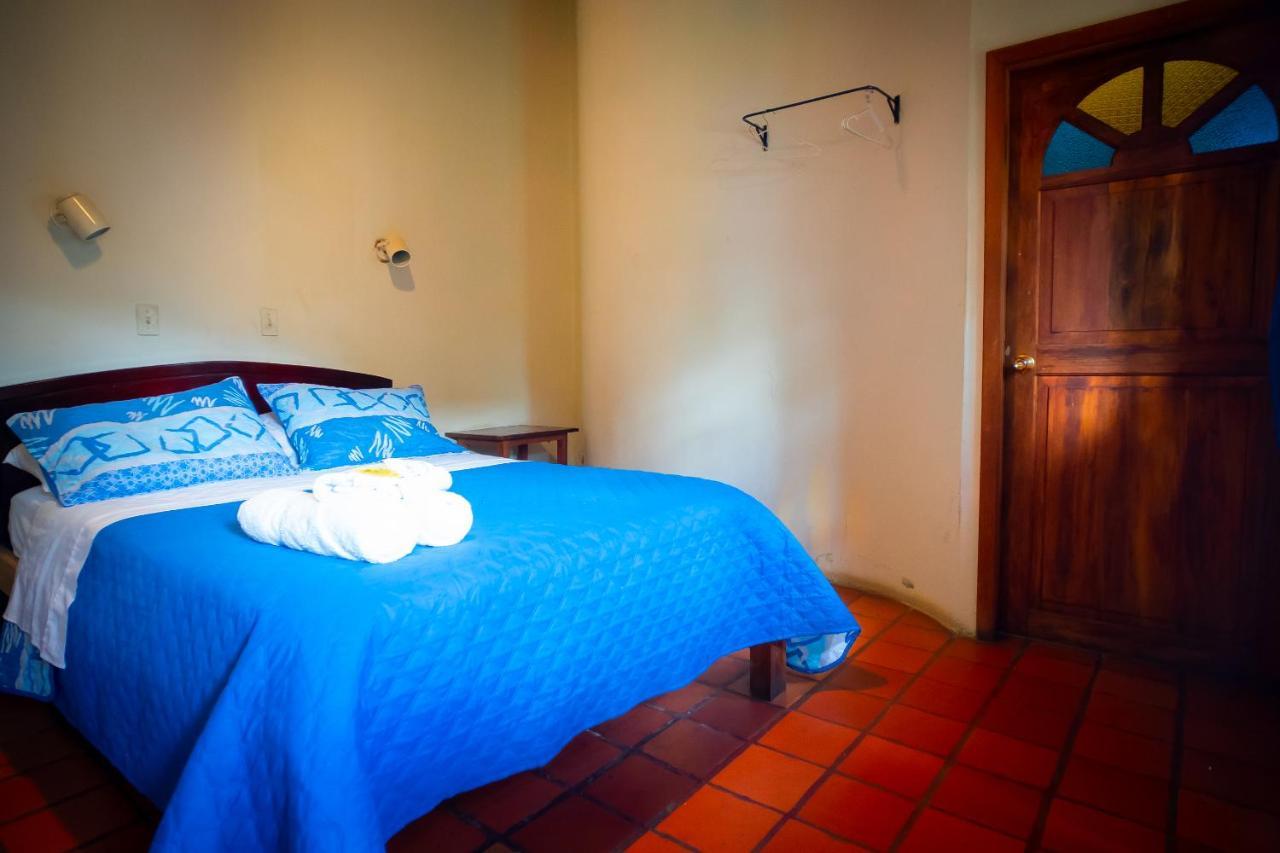 Hostal Jardin Escondido Vilcabamba Bagian luar foto