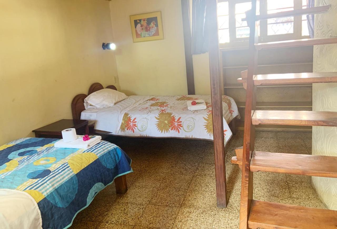 Hostal Jardin Escondido Vilcabamba Bagian luar foto